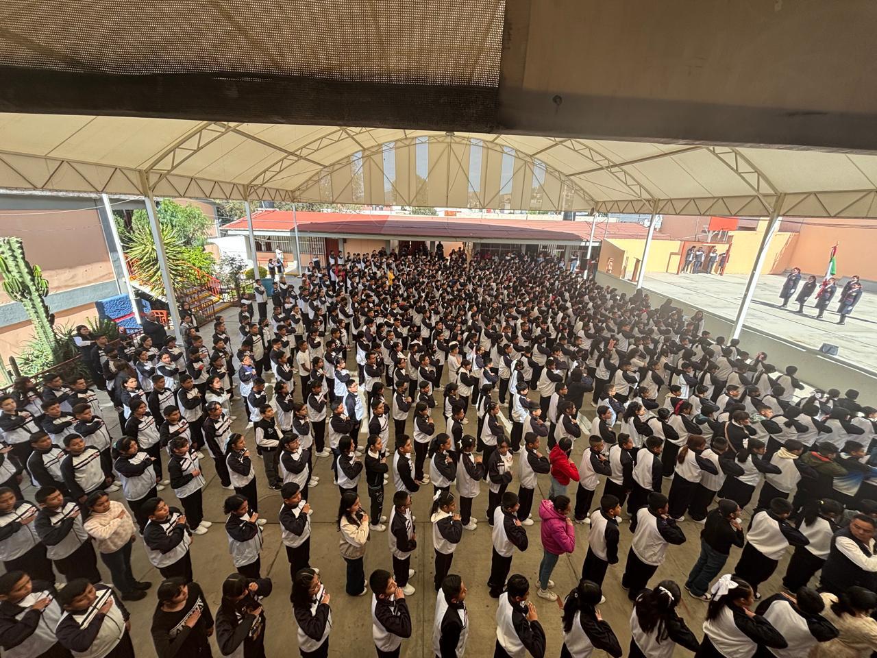Imagen 3 del carrusel de la escuela